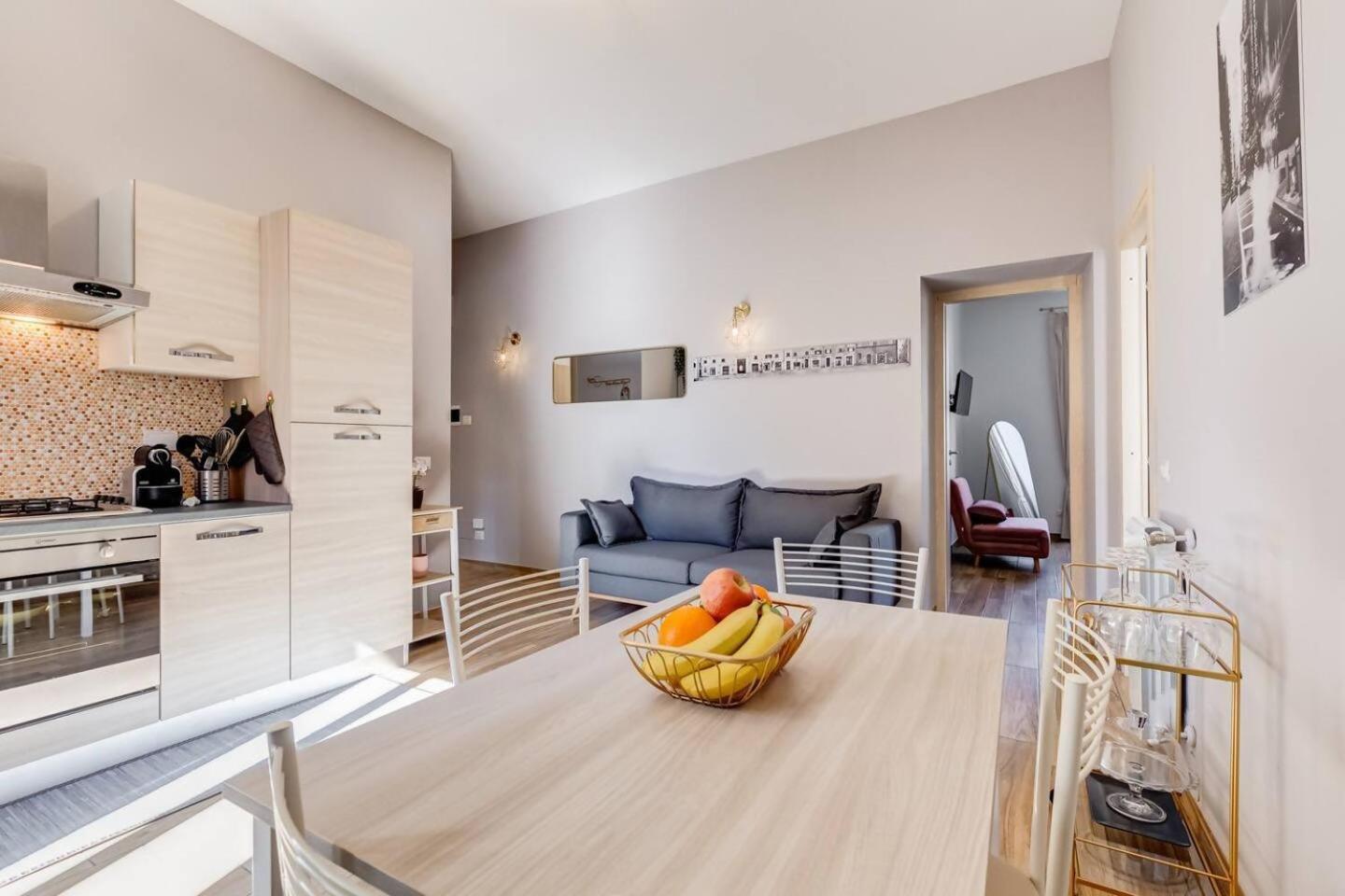 Bright And Spacious 2bdr *